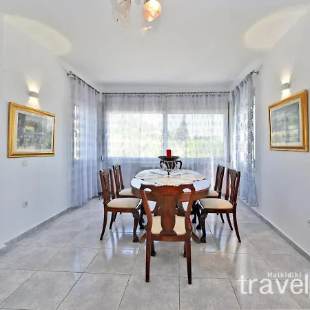 Villa Zeria By Rentalspro - Nea Potidaia Halkidiki *